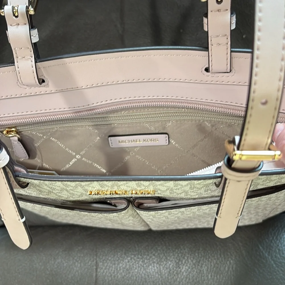 Michael kors signature multi blush medium double pocket tote